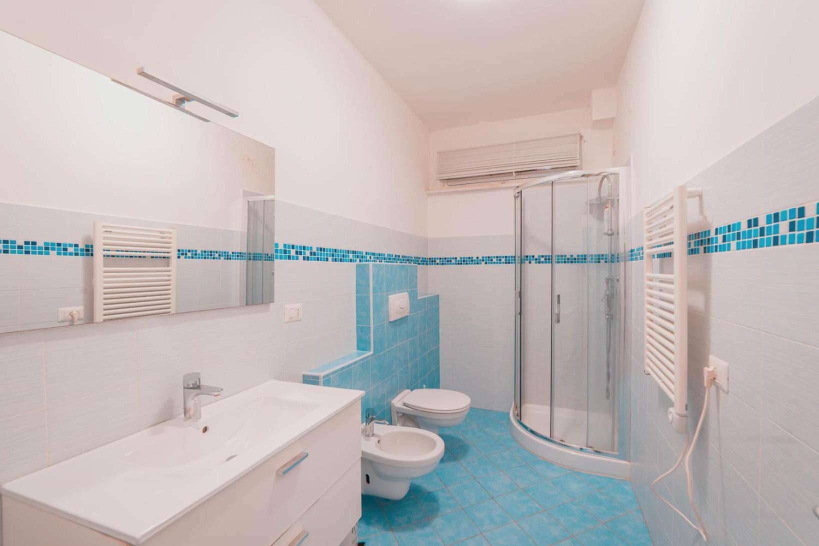 Апартаменты Casa In Centro Чивитавеккья Экстерьер фото